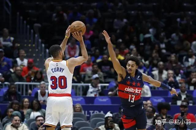 巴西上半场领先印度2-0，埃斯特旺表现出色